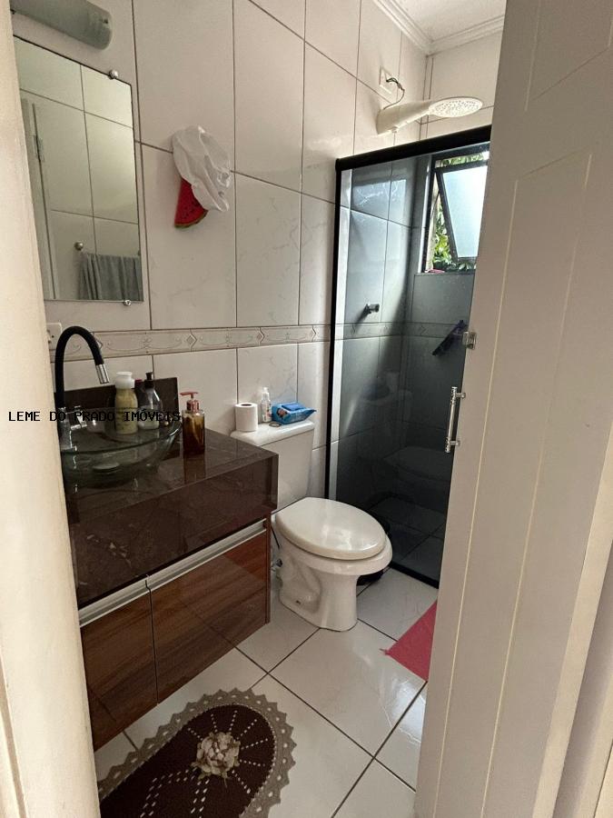 Apartamento à venda com 3 quartos, 107m² - Foto 13