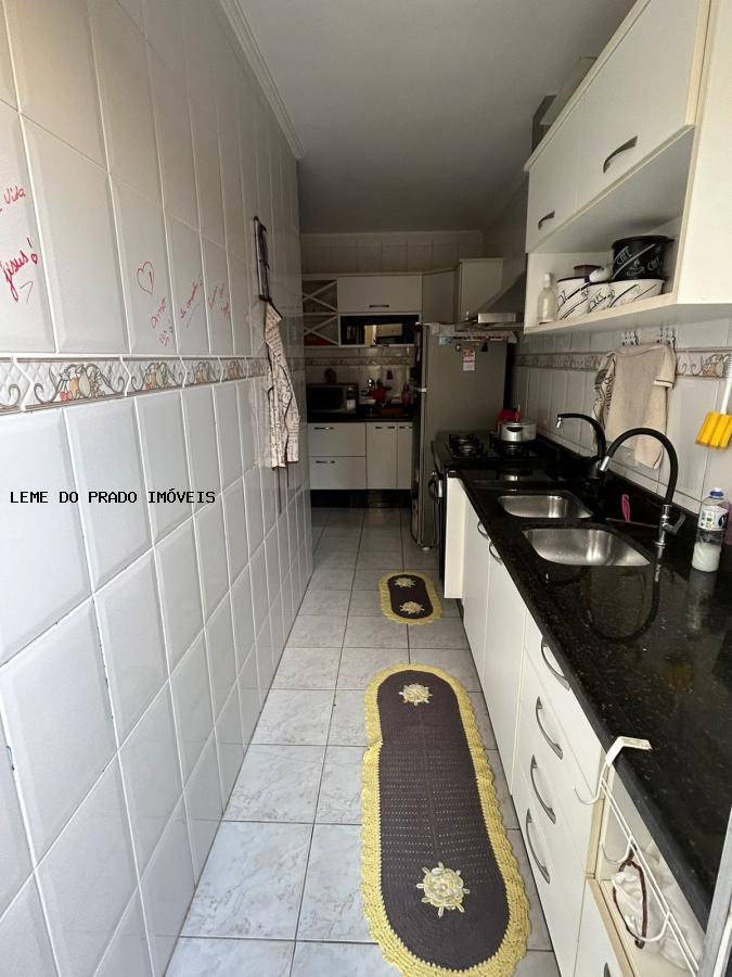 Apartamento à venda com 3 quartos, 107m² - Foto 30