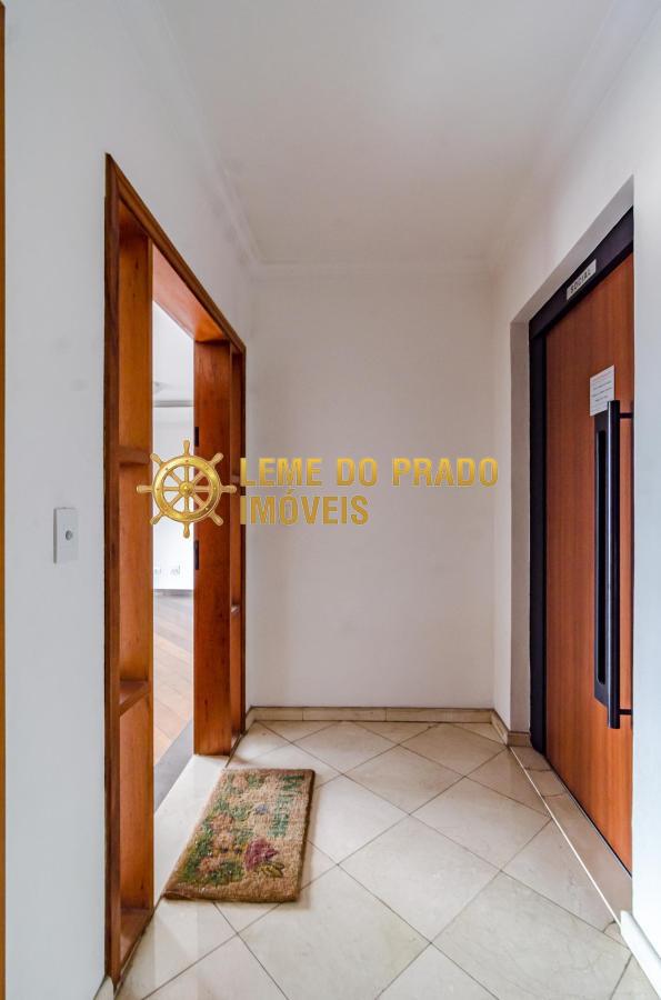 Apartamento à venda com 3 quartos, 184m² - Foto 8