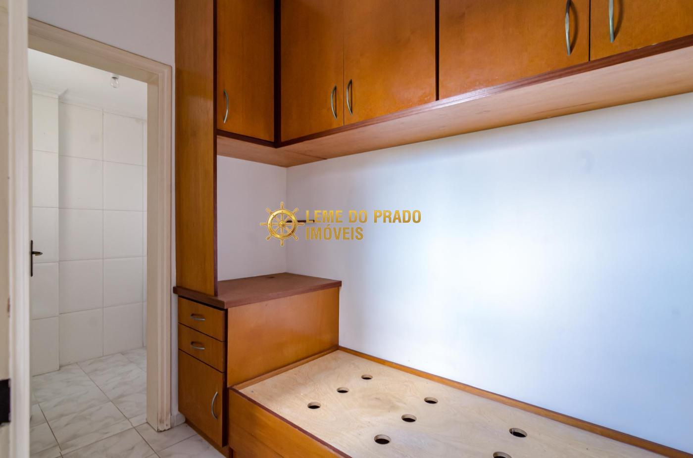 Apartamento à venda com 3 quartos, 184m² - Foto 23