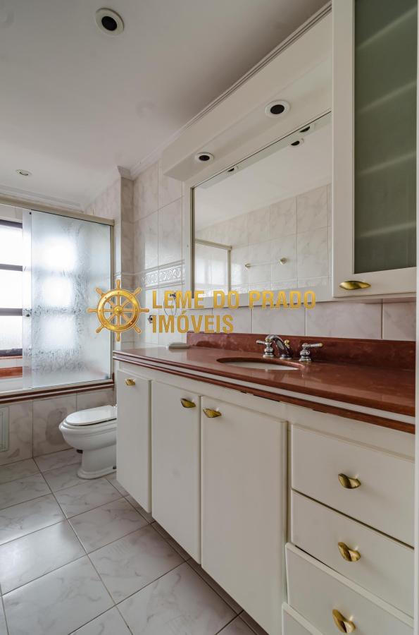 Apartamento à venda com 3 quartos, 184m² - Foto 17