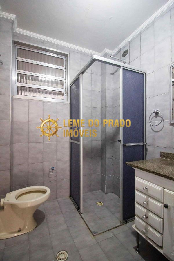 Apartamento para alugar com 2 quartos, 80m² - Foto 12