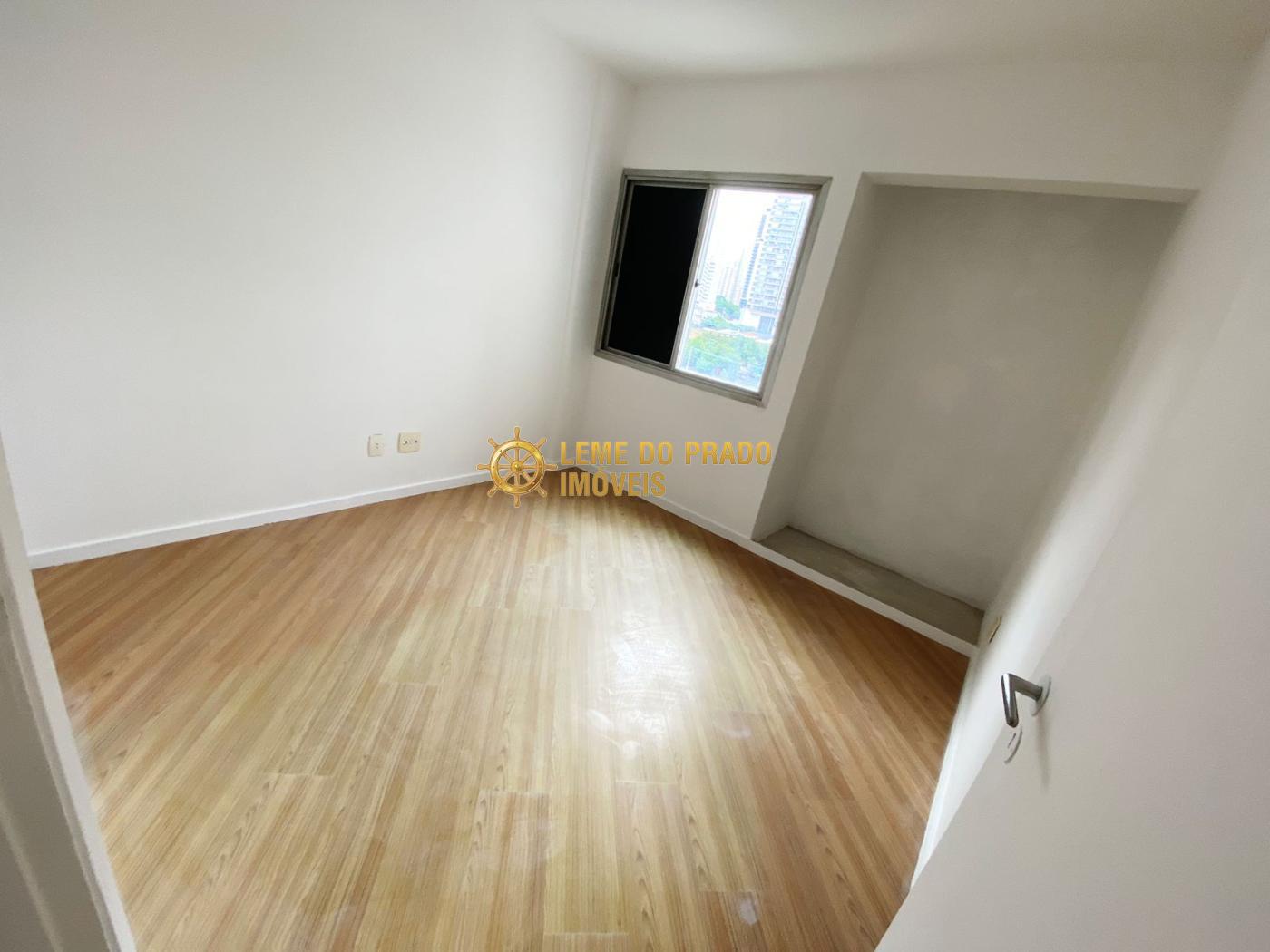 Apartamento à venda com 3 quartos, 83m² - Foto 4