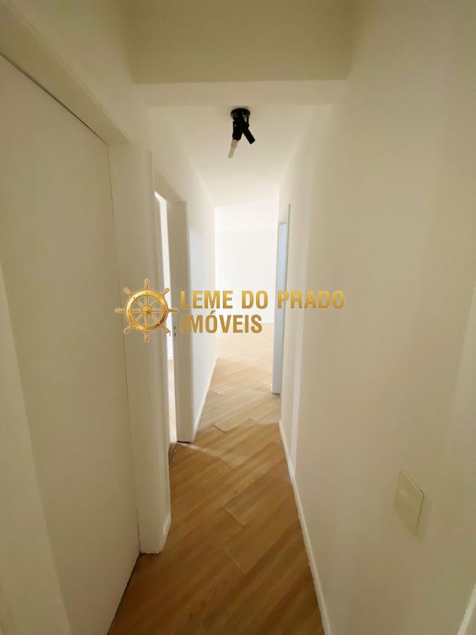 Apartamento à venda com 3 quartos, 83m² - Foto 2