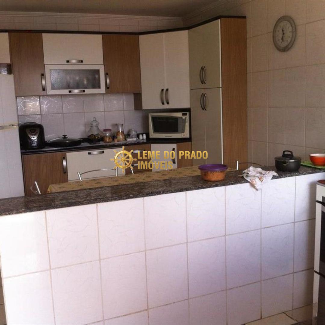 Sobrado à venda com 3 quartos, 218m² - Foto 6