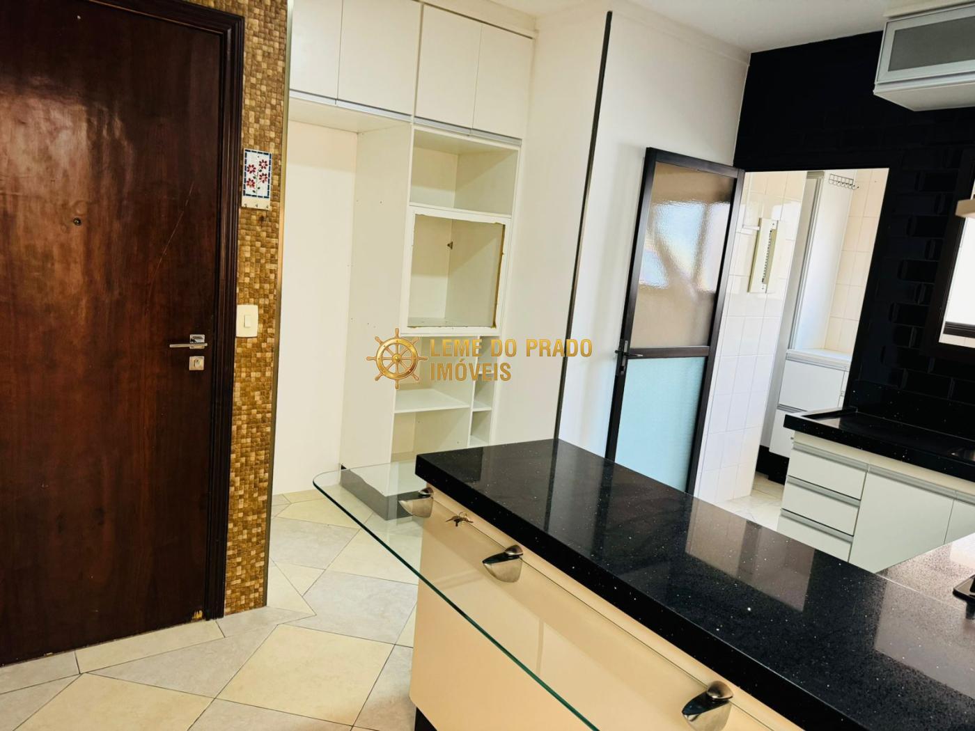 Apartamento à venda com 3 quartos, 127m² - Foto 15