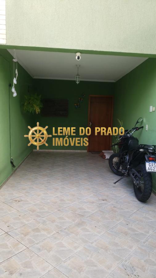 Sobrado à venda com 3 quartos, 114m² - Foto 2