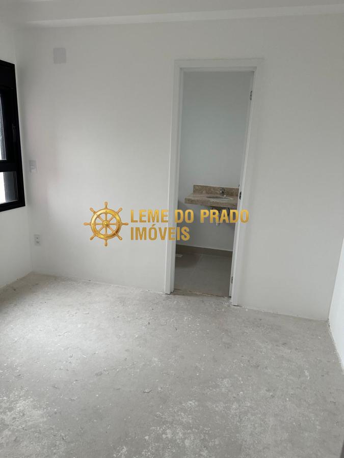 Apartamento à venda com 3 quartos, 125m² - Foto 4