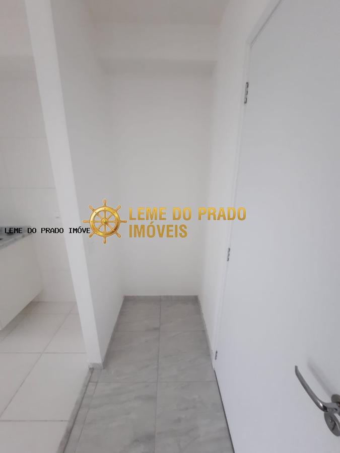 Apartamento para alugar com 3 quartos, 66m² - Foto 6