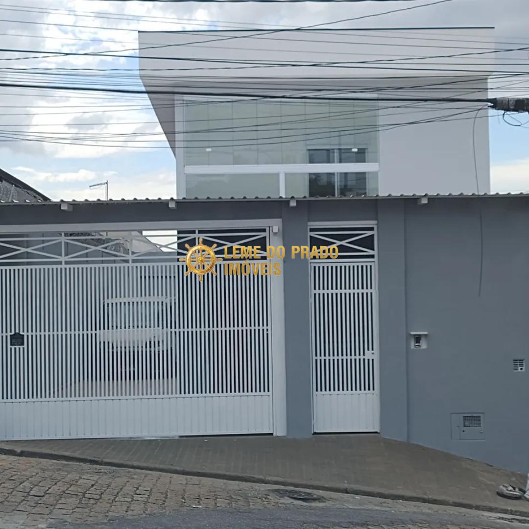 Sobrado à venda com 4 quartos, 250m² - Foto 1