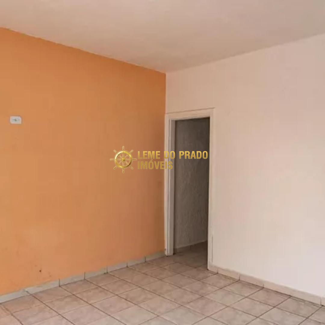 Sobrado à venda com 3 quartos, 200m² - Foto 2