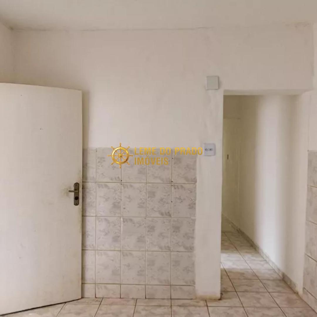 Sobrado à venda com 3 quartos, 200m² - Foto 11