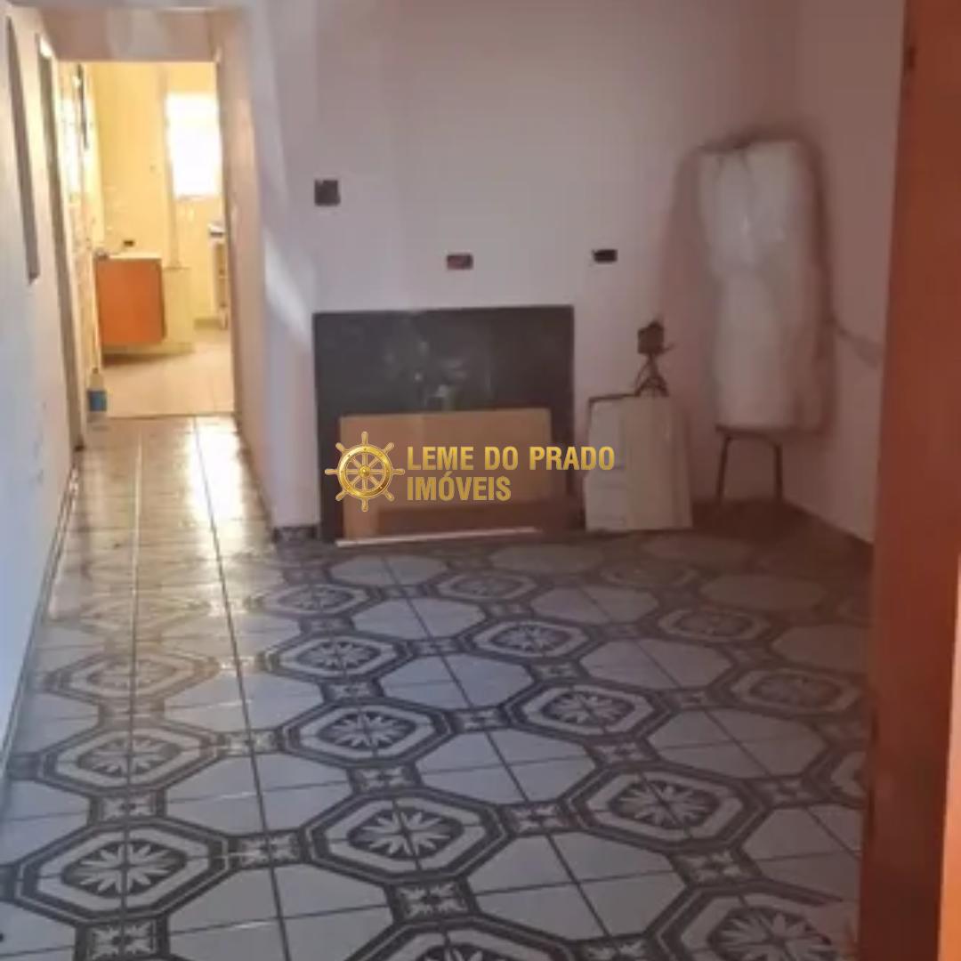 Casa à venda com 2 quartos, 100m² - Foto 5