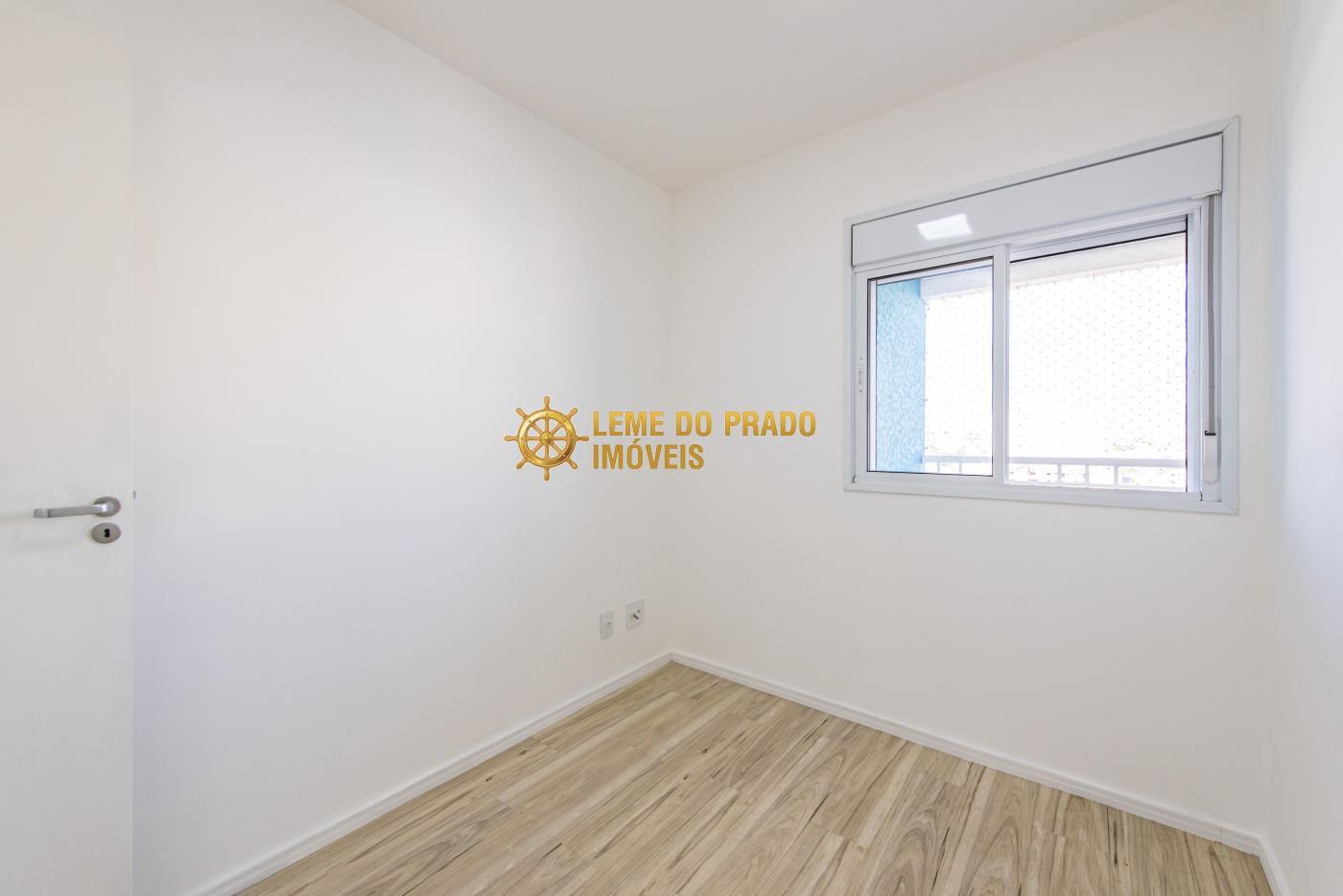 Apartamento para alugar com 3 quartos, 75m² - Foto 9