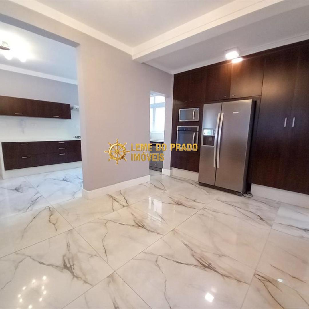 Apartamento para alugar com 3 quartos, 250m² - Foto 14