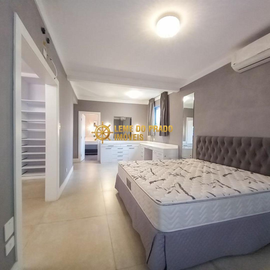 Apartamento à venda com 3 quartos, 250m² - Foto 11