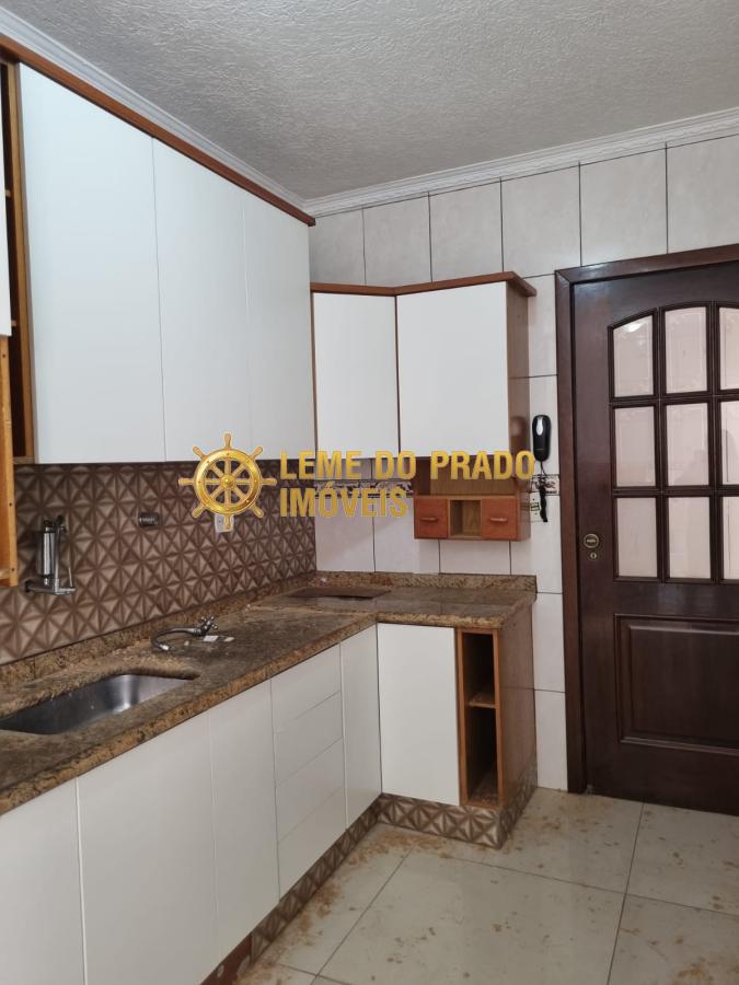 Apartamento à venda com 2 quartos, 70m² - Foto 6