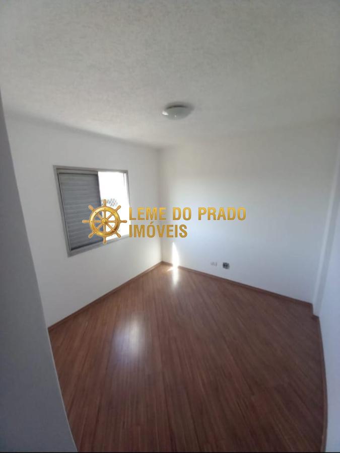 Apartamento à venda com 2 quartos, 70m² - Foto 9