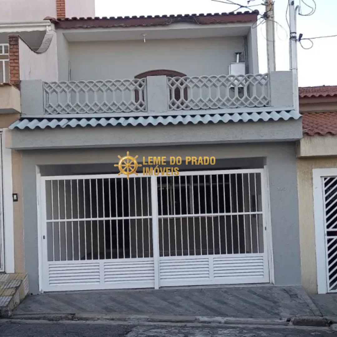 Sobrado à venda com 2 quartos, 200m² - Foto 1