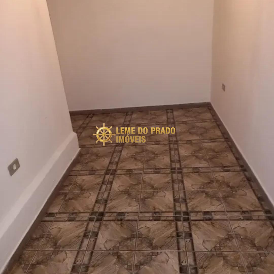 Sobrado à venda com 2 quartos, 200m² - Foto 11