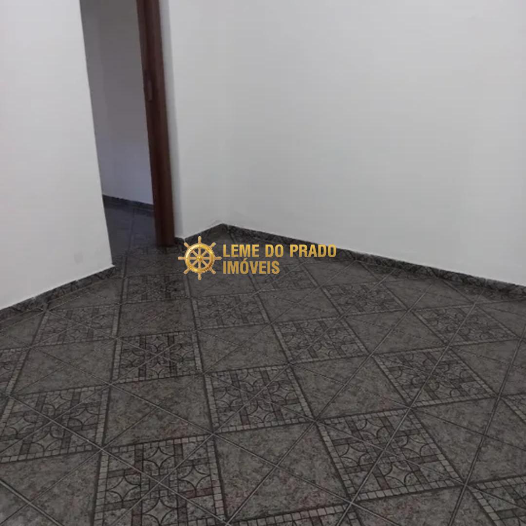 Sobrado à venda com 2 quartos, 200m² - Foto 12