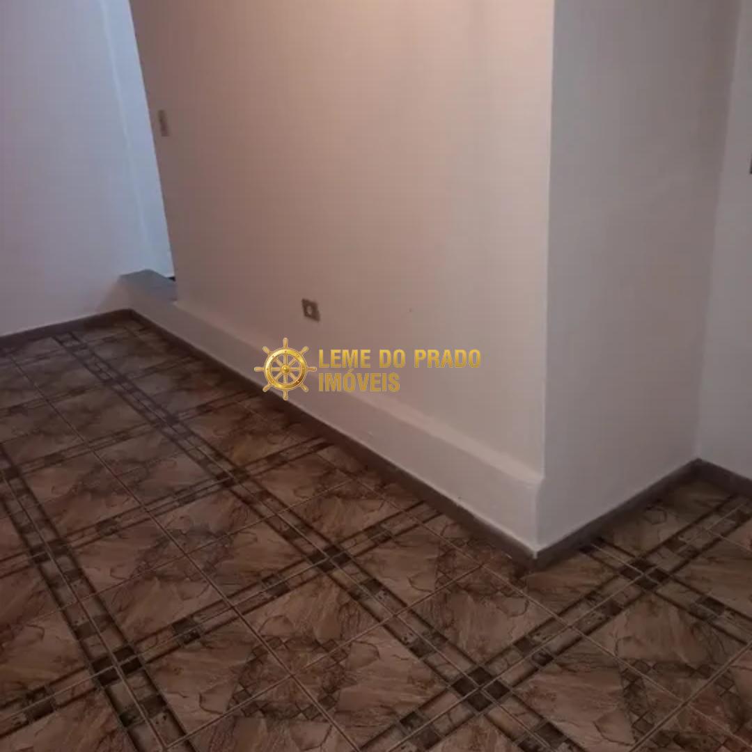 Sobrado à venda com 2 quartos, 200m² - Foto 15