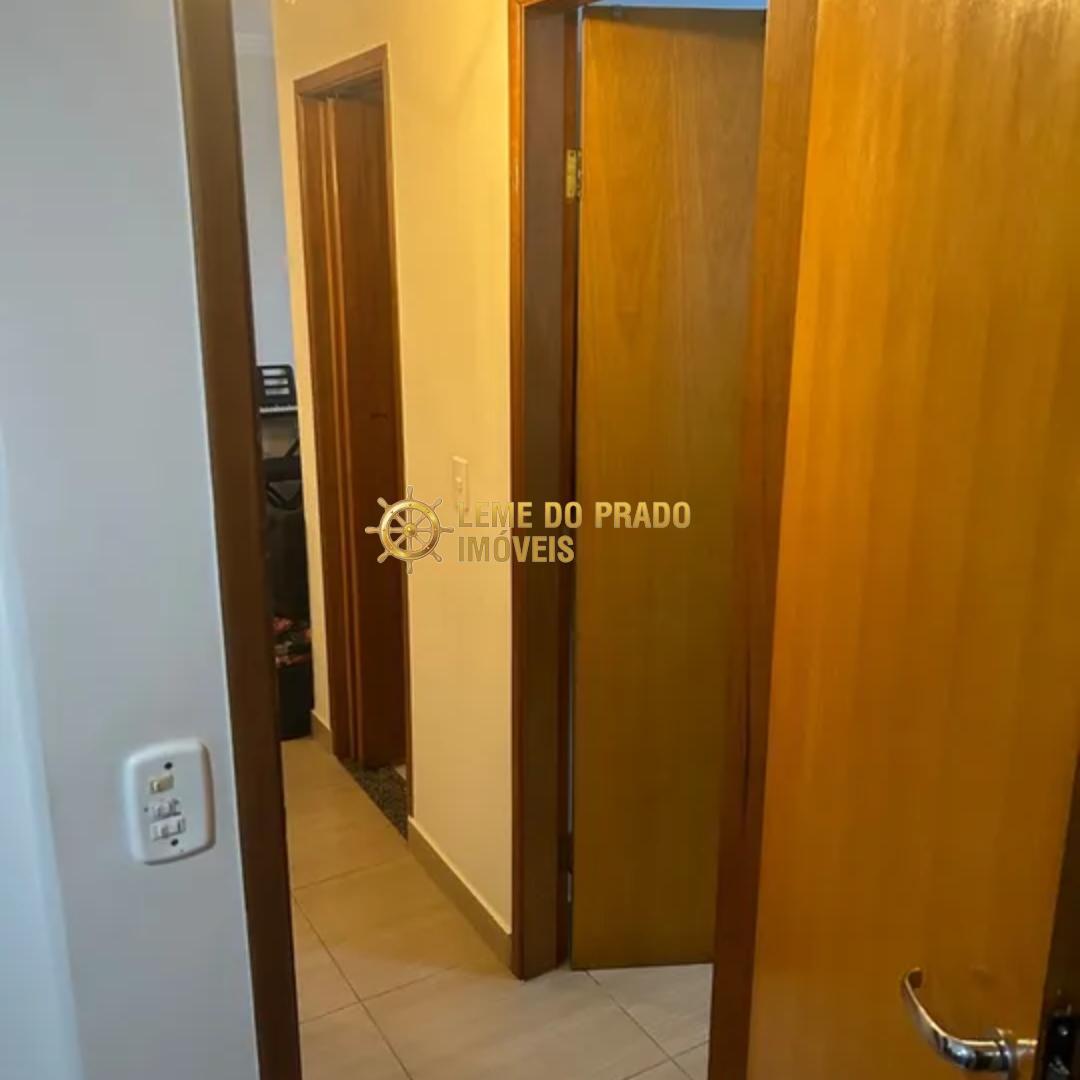 Apartamento à venda com 2 quartos, 67m² - Foto 5