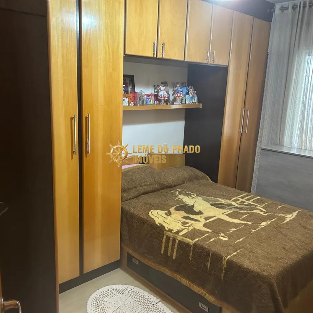 Apartamento à venda com 2 quartos, 67m² - Foto 2