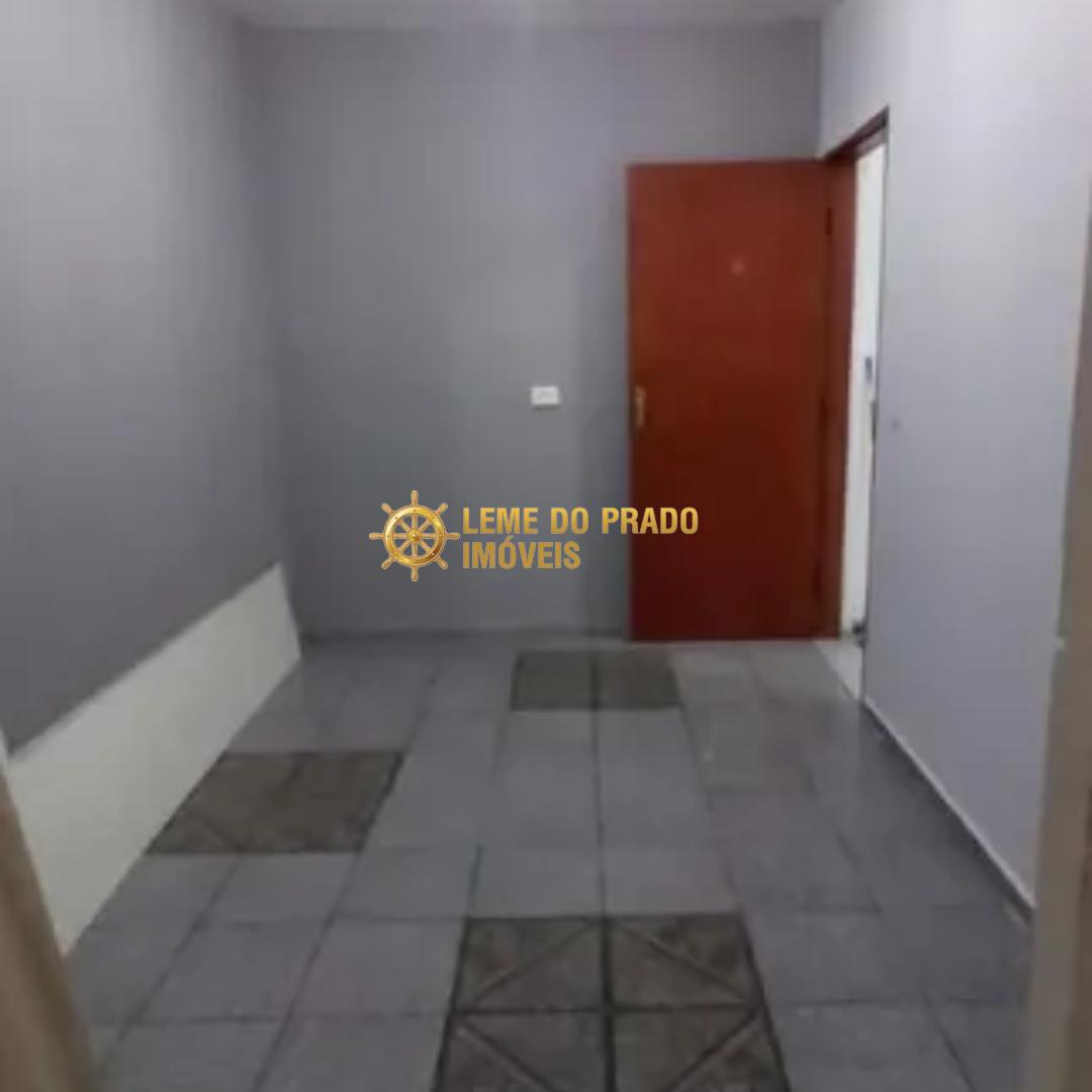 Casa para alugar com 4 quartos, 200m² - Foto 5