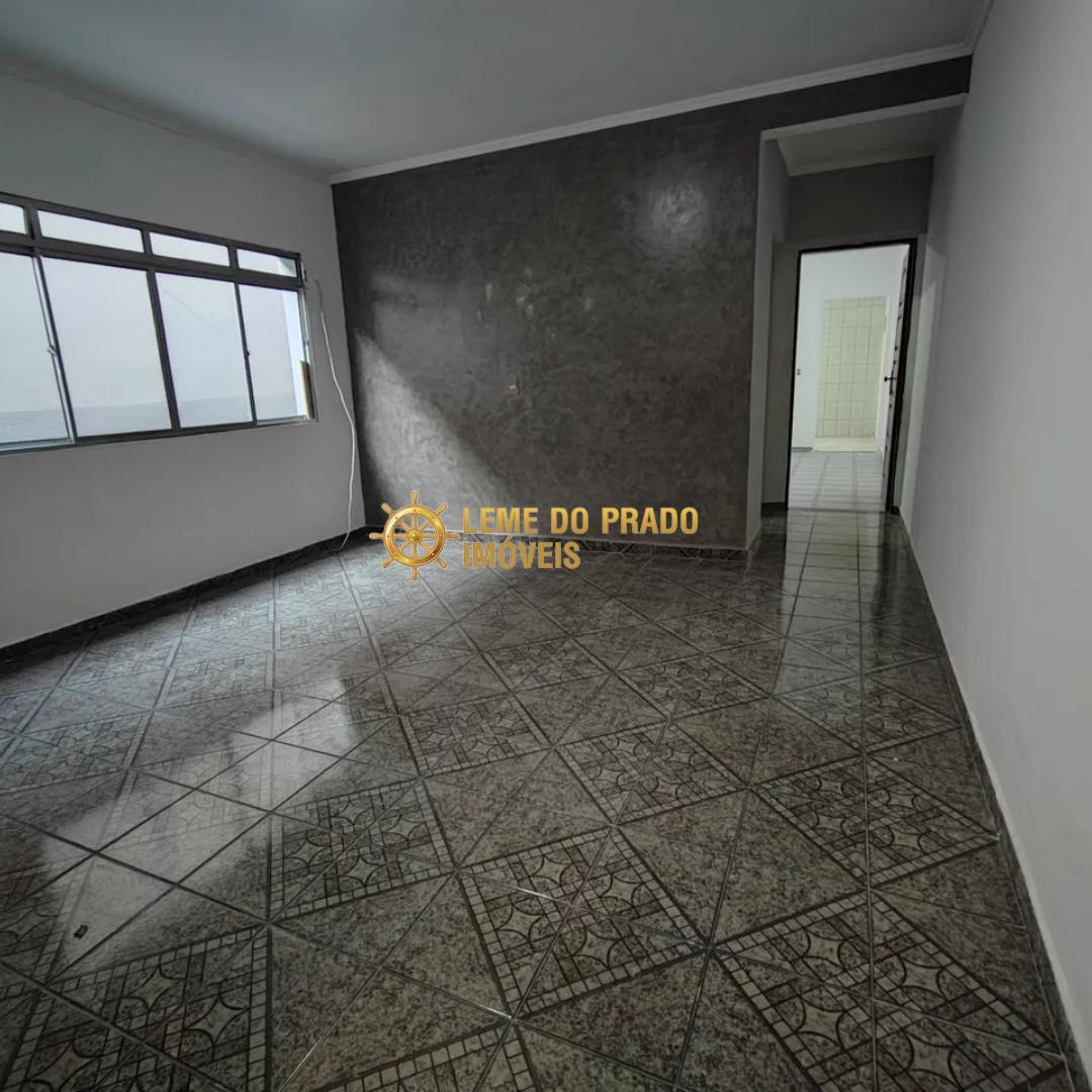 Casa para alugar com 4 quartos, 200m² - Foto 10