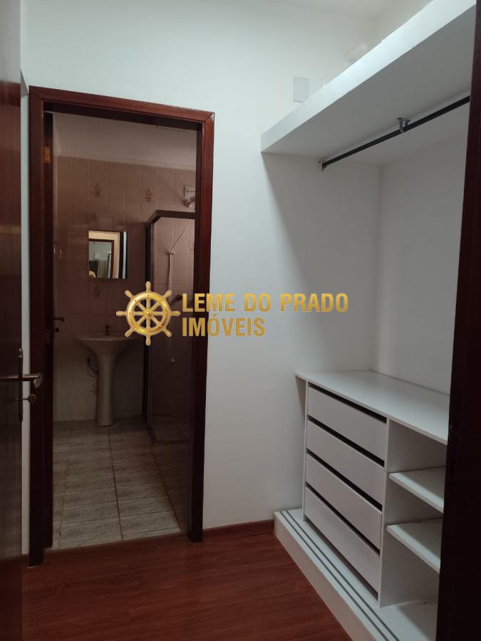 Apartamento à venda com 3 quartos, 113m² - Foto 2