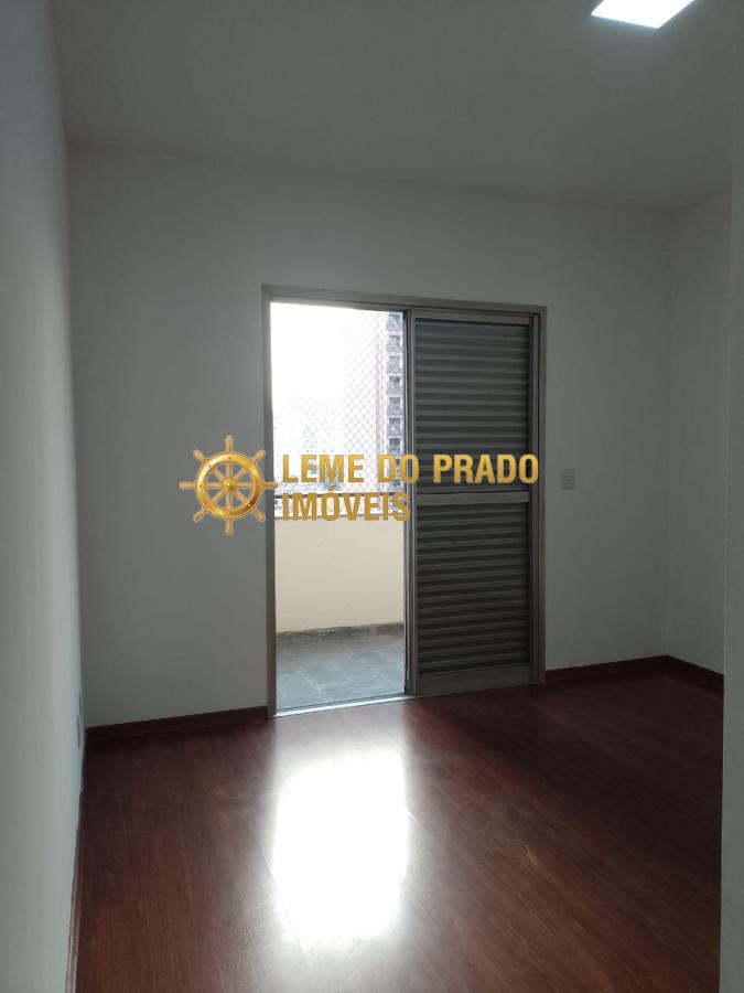 Apartamento à venda com 3 quartos, 113m² - Foto 4