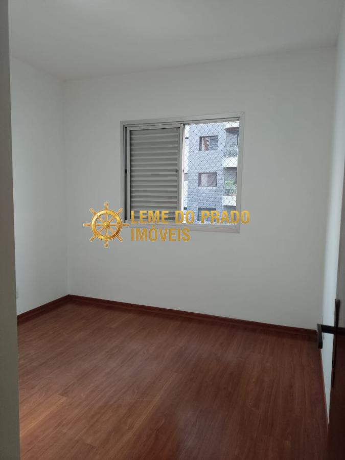 Apartamento à venda com 3 quartos, 113m² - Foto 8