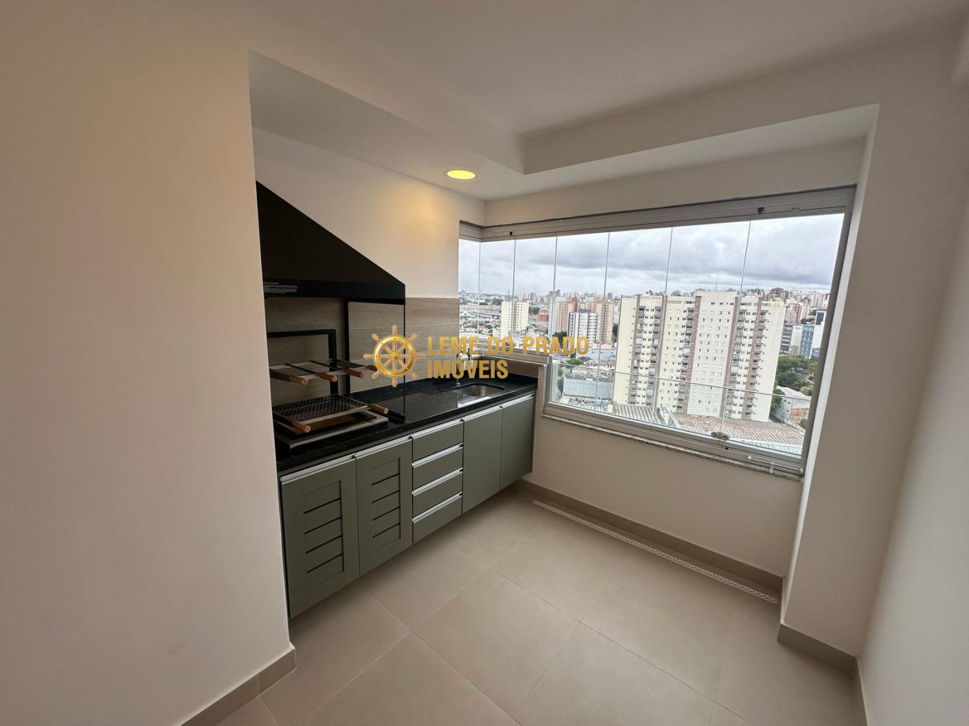 Apartamento para alugar com 2 quartos, 85m² - Foto 2