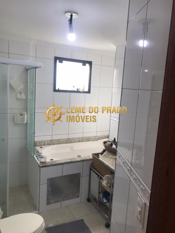 Apartamento à venda com 4 quartos, 210m² - Foto 6