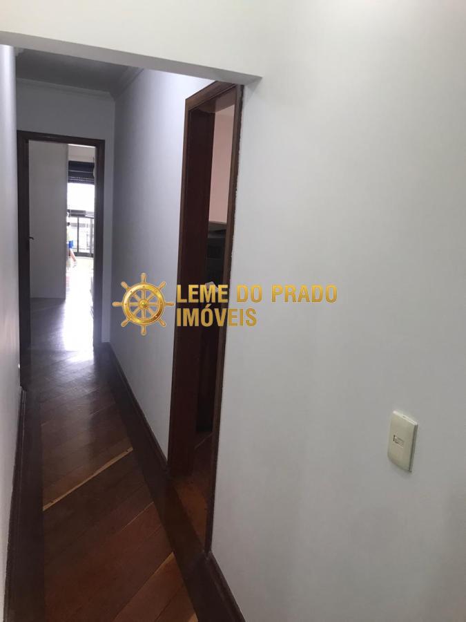 Apartamento à venda com 4 quartos, 210m² - Foto 10