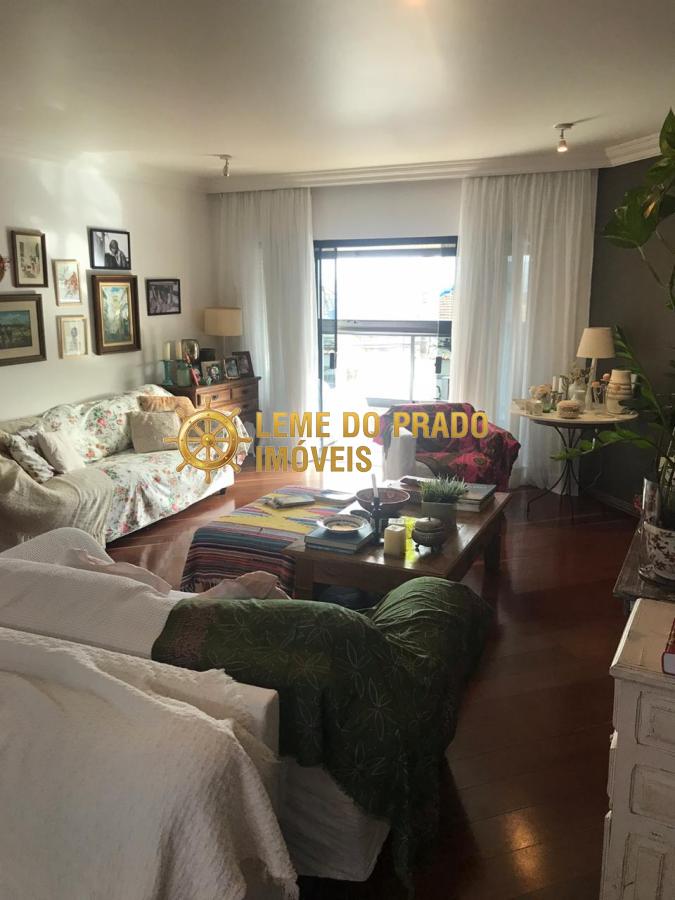 Apartamento à venda com 4 quartos, 210m² - Foto 11