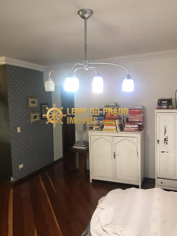 Apartamento à venda com 4 quartos, 210m² - Foto 12