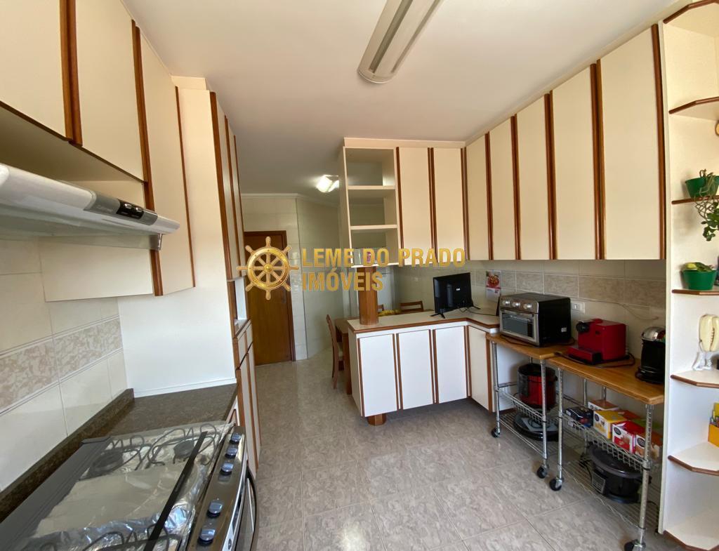 Apartamento à venda com 4 quartos, 185m² - Foto 5