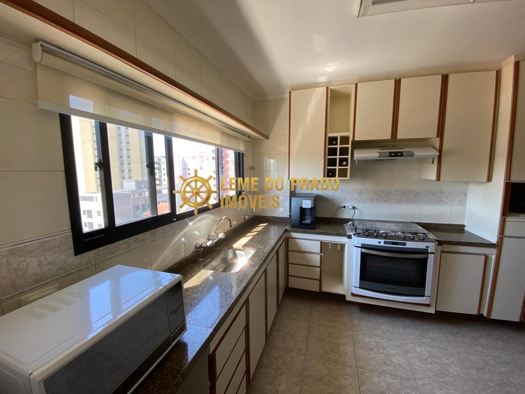 Apartamento à venda com 4 quartos, 185m² - Foto 4