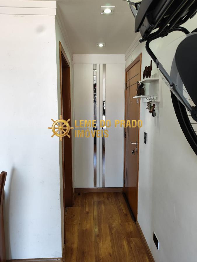 Apartamento à venda com 2 quartos, 61m² - Foto 14