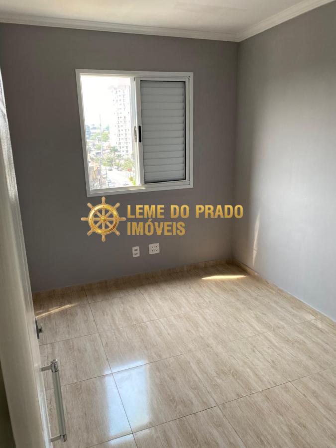 Apartamento para alugar com 2 quartos, 50m² - Foto 8