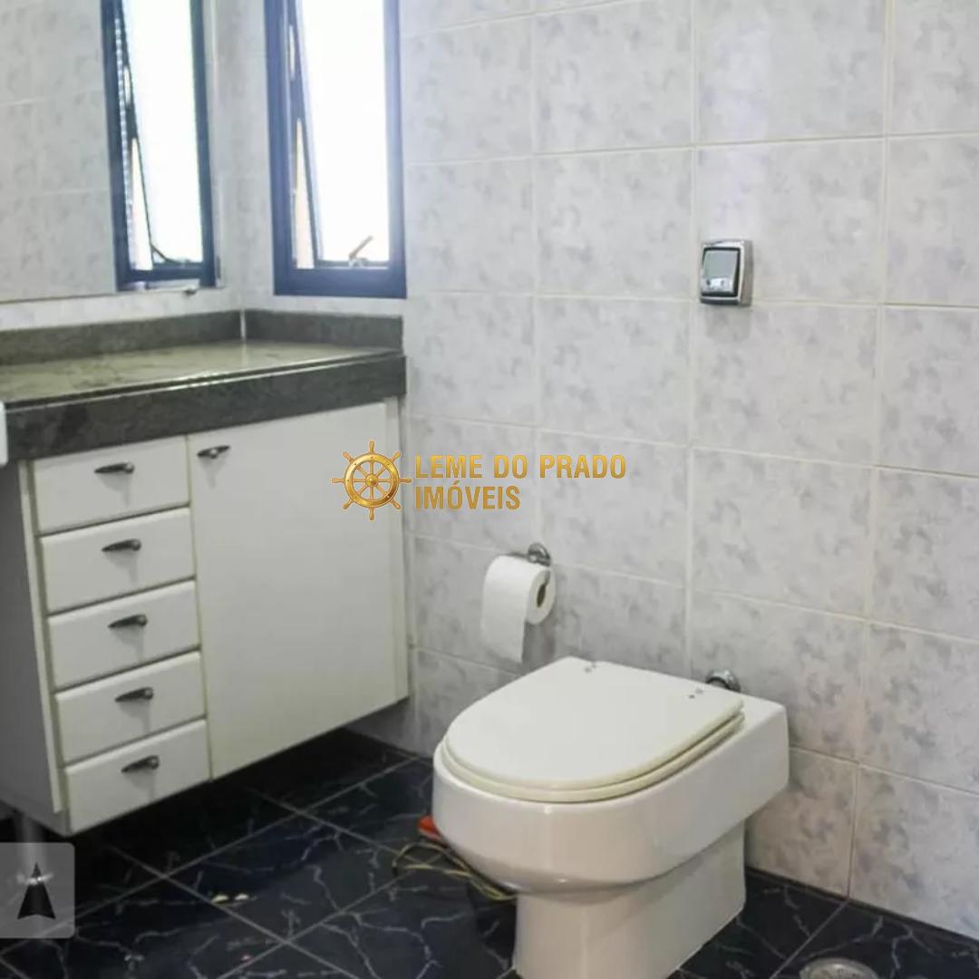 Apartamento para alugar com 4 quartos, 190m² - Foto 18