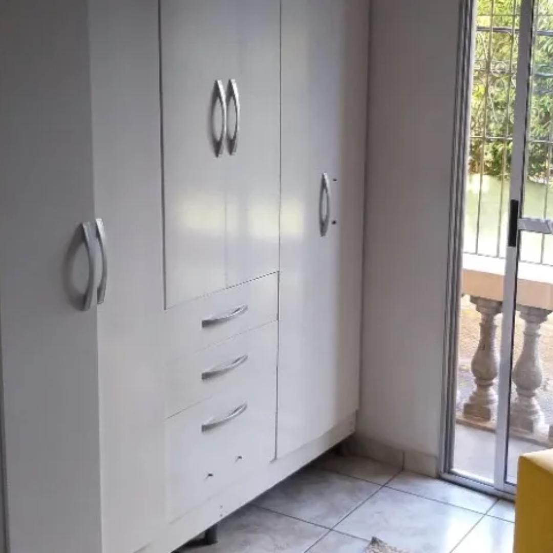 Casa à venda com 3 quartos, 180m² - Foto 6