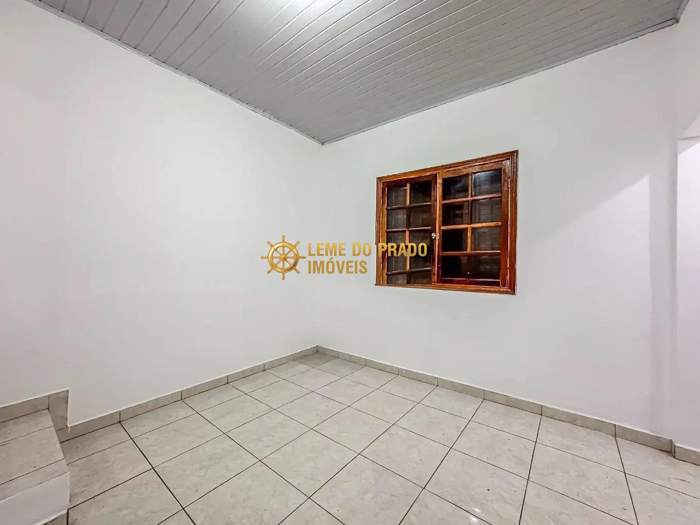 Casa para alugar com 1 quarto, 80m² - Foto 2