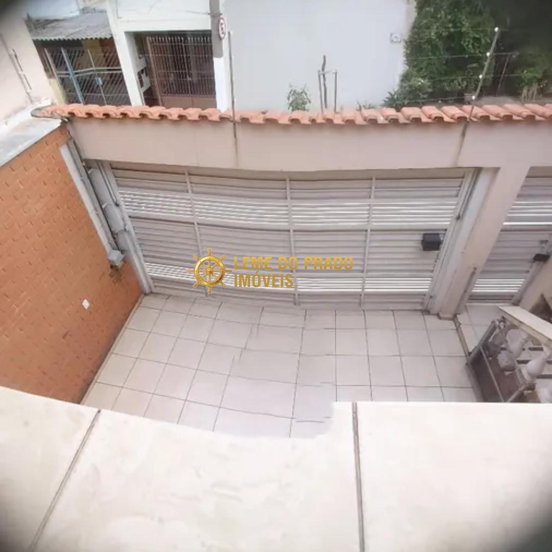 Casa à venda com 2 quartos, 180m² - Foto 3