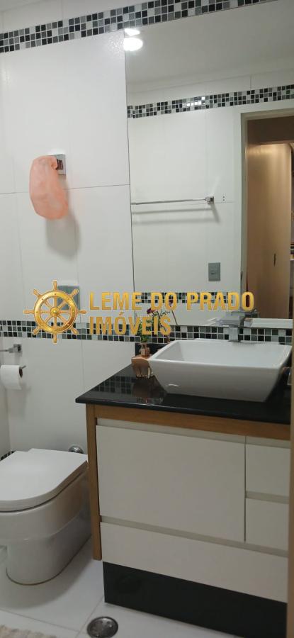 Apartamento à venda com 2 quartos, 60m² - Foto 24