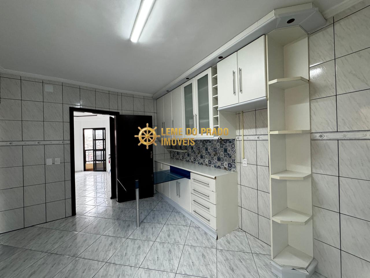 Apartamento à venda com 3 quartos, 96m² - Foto 1