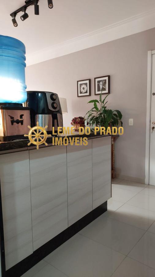 Apartamento à venda com 3 quartos, 66m² - Foto 3