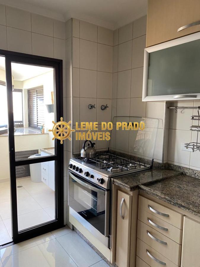 Apartamento para alugar com 3 quartos, 144m² - Foto 4